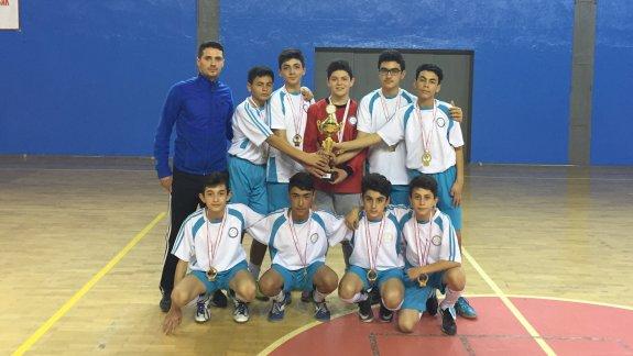 Şabanözü Şehit Murat Somuncu Ortaokulu, Erkek Futsal Takımı İl Birincisi oldu